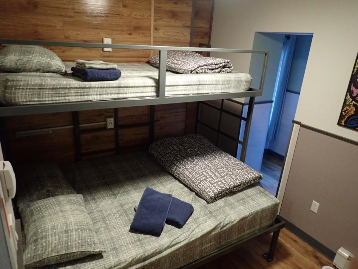 Hostel Downtown *